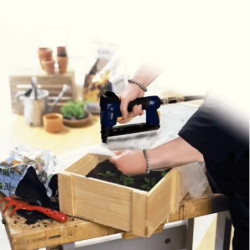 Agrafeuse pneumatique pour agrafes 140 de 6 à 16 mm