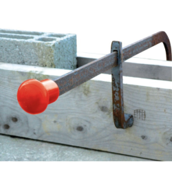 Embout de securite rouge grand modele (sac de 100)