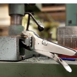 Pince-etau a cremaillere 250mm