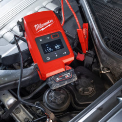 M18js2000-0 - booster m18 pour voiture sans batterie et sans chargeur